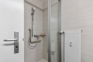 Free toiletries, hair dryer, towels, toilet paper - Appartement Ski & Nature à Nendaz – 6 pers (Nendaz)