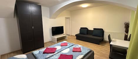 Basic Apartment | Interior