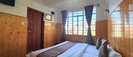 Habitación Deluxe doble | Escritorio y wifi gratis