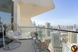 Iron/ironing board, cots/infant beds, free WiFi, bed sheets - Binghatti Phantom JVC near Circle Mall (Dubai)