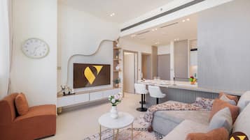 Luxe appartement, balkon, uitzicht op stad | Een strijkplank/strijkijzer, babybedden, gratis wifi, beddengoed