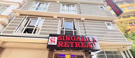 Fachada de la propiedad