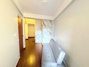 Premium Room | Desk, free WiFi - Hotel Singalila Retreat Darjeeling (Darjeeling)