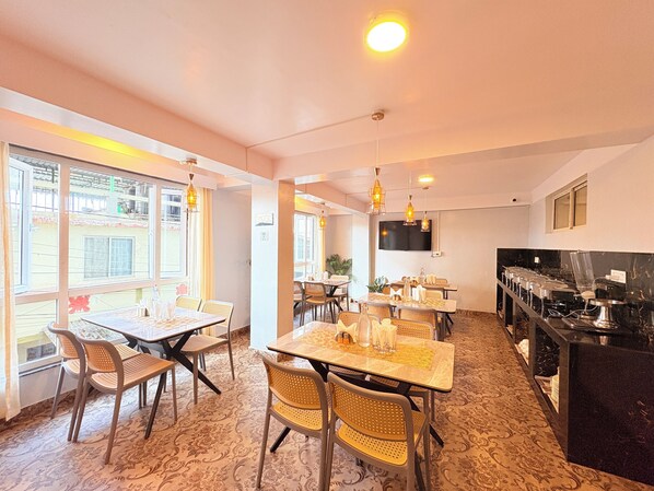 Restaurant - Hotel Singalila Retreat Darjeeling (Darjeeling)