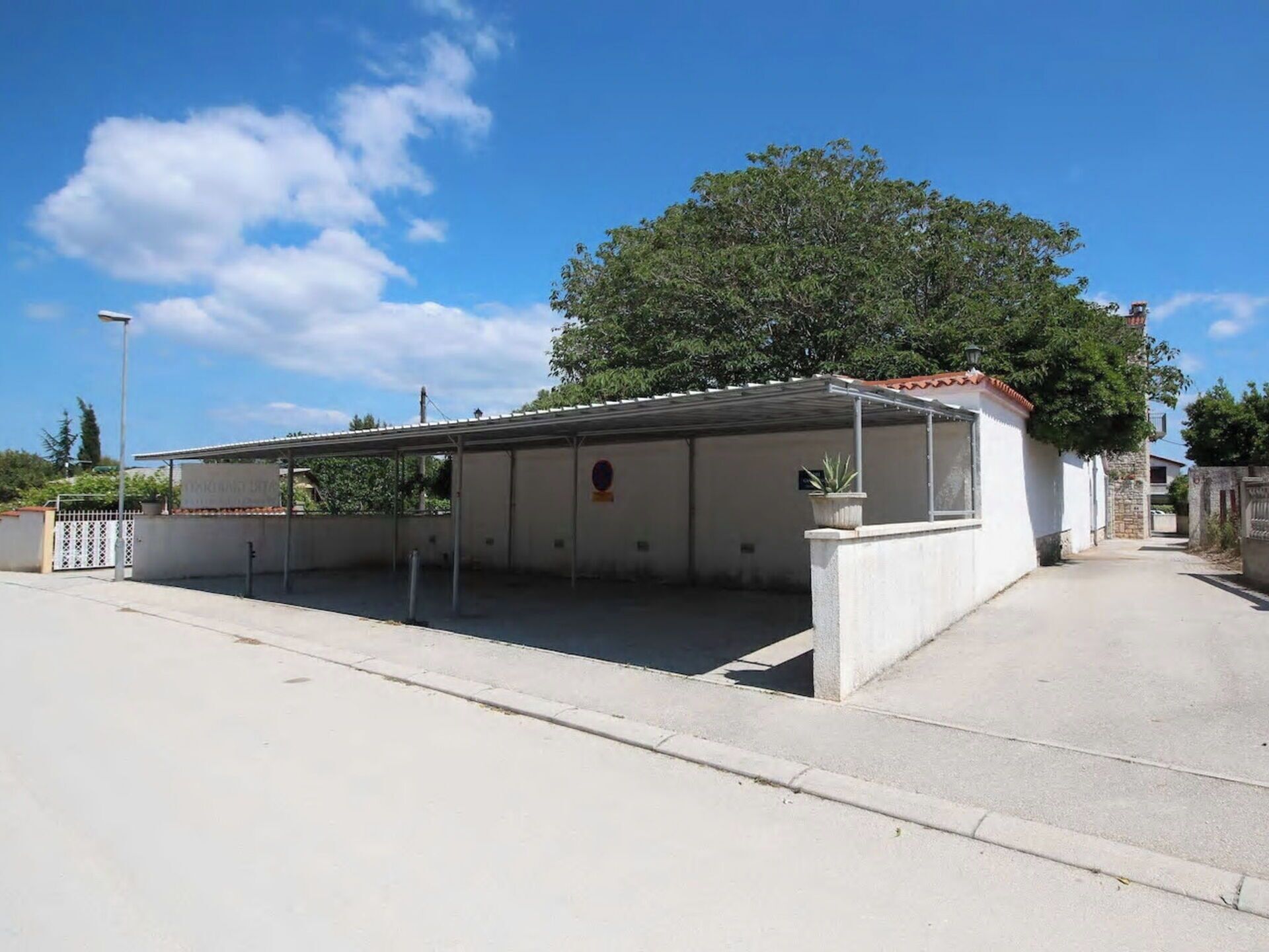Human Settlement, Shade, Concrete, Driveway, Garage Door, Outdoor Structure