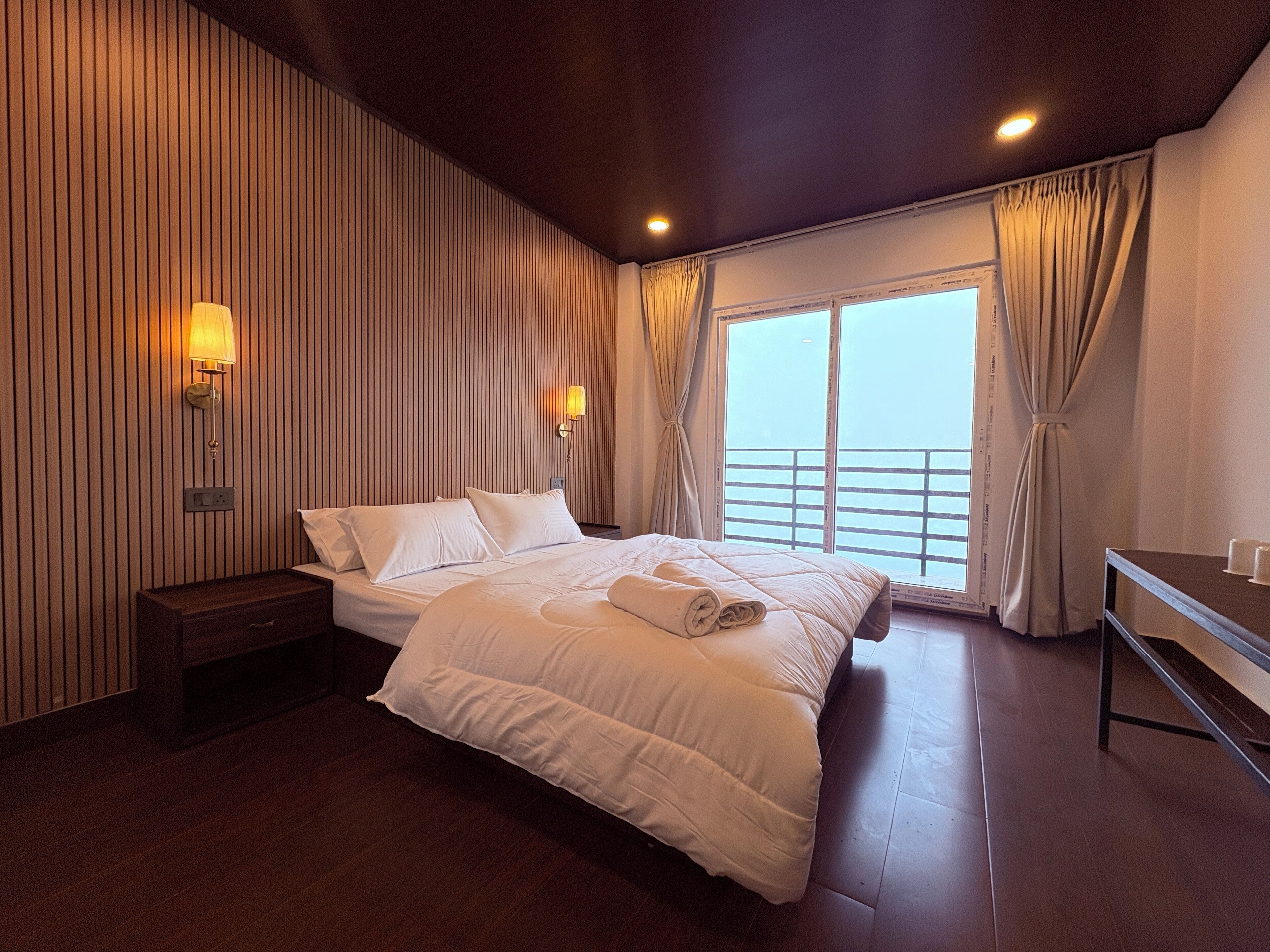 Deluxe Double Room | Desk, free WiFi