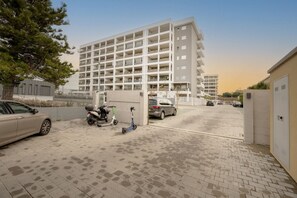 Exterior - Urban penthouse with a terrace and parking space (Bari)