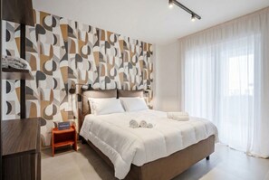 Room - Urban Penthouse Terrace with Parking (Bari)