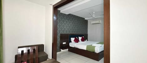 Executive Room, City View