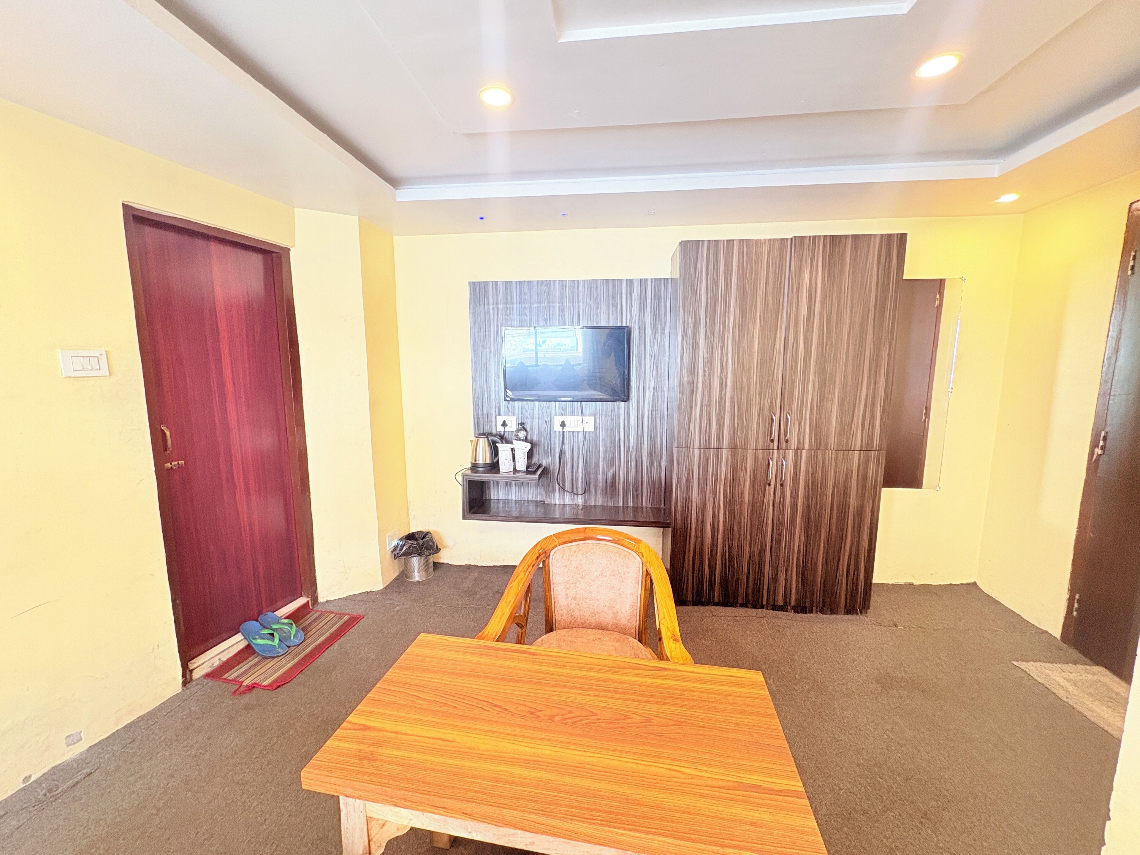 Familiekamer | Een bureau, gratis wifi