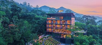 The Saray Munnar by VOYE HOMES