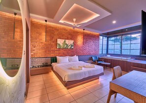 Premium bedding, memory-foam beds, in-room safe, laptop workspace - The Saray Munnar by VOYE HOMES (Devikolam)