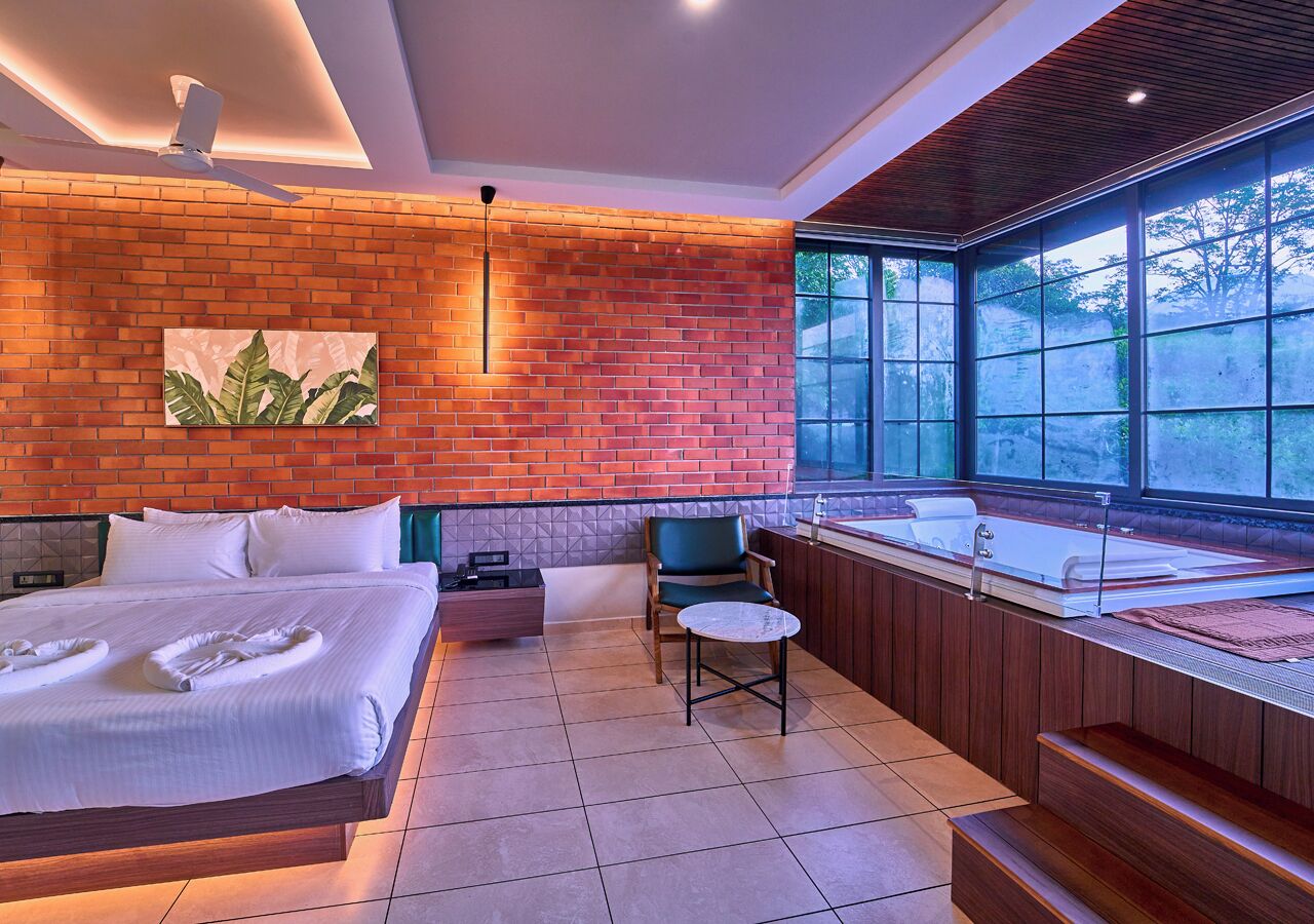 Suite, Balcony, Hill View | Free WiFi