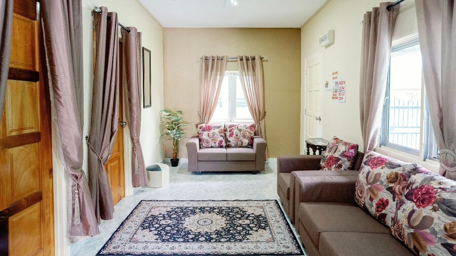 OYO 91271 Cik Ein Homestay