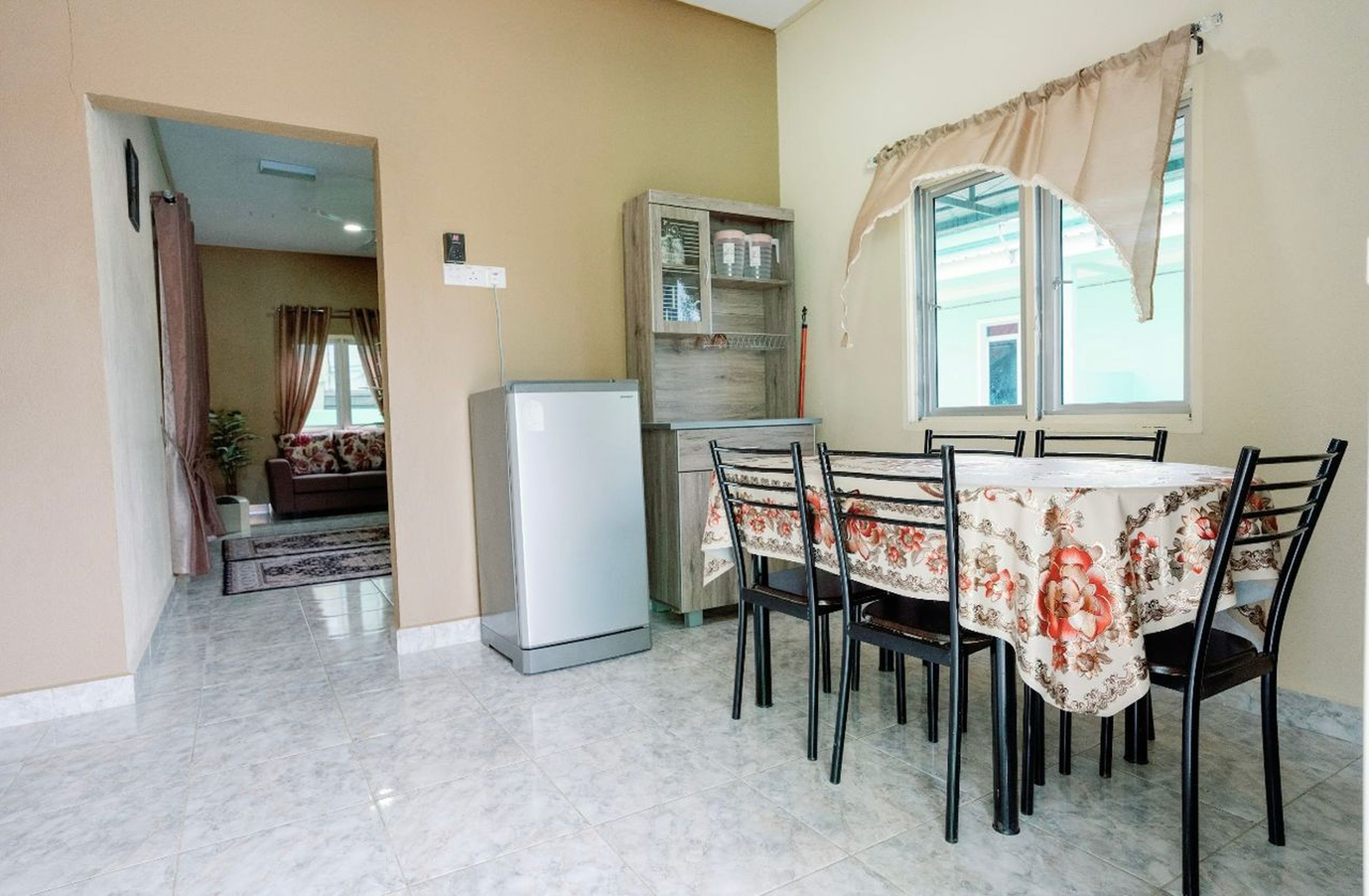 Apartamento | Minibar, escritorio, wifi gratis y ropa de cama