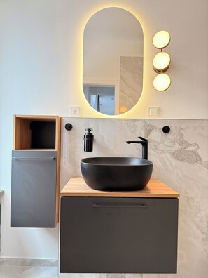 Håndklæder, Sæbe, Toiletpapir