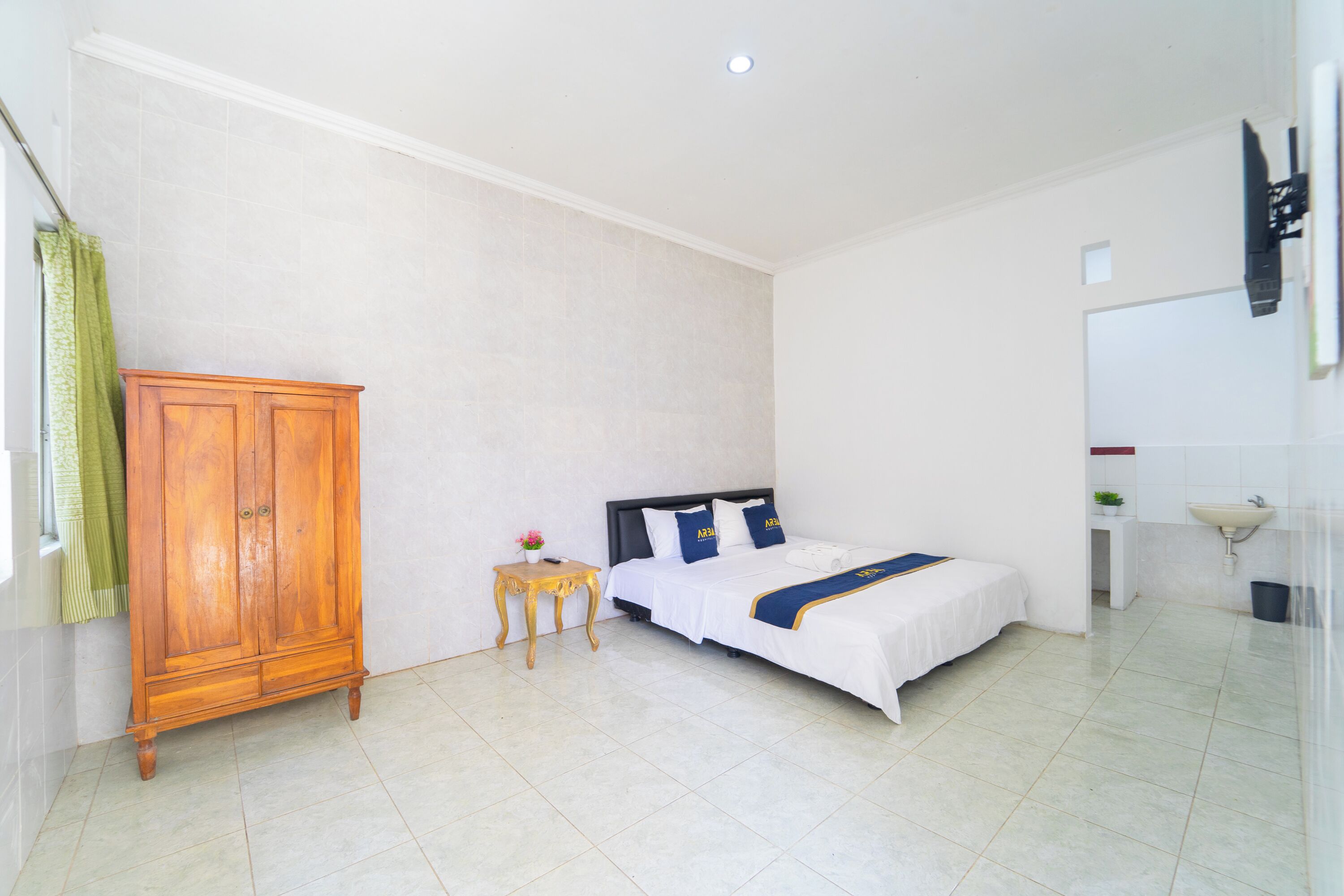 Executive Double Room | Free WiFi