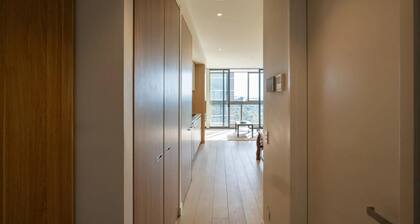 Experience a luxurious stay in Sydney close to everything!