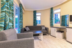 Deluxe Suite, City View - Side Meryam Deluxe Suit Hotel26 (Manavgat)