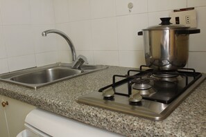 Private kitchen - CASASPIAGGIA 400m from the sea-ISLAND OF ELBA (Marina di Campo)