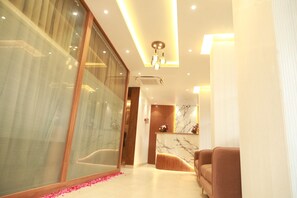 Reception - Infinity In (Navi Mumbai)