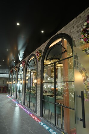 Garden - Infinity In (Navi Mumbai)