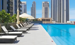 Pool - Spacious 4-Bedroom Loft Duplex Apartment with Balcony, Terrace & Maid’s Room | Creekside, Dubai Creek Harbour (Dubai)