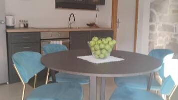 Apartment (Two Bedroom Apartment) | Dining room