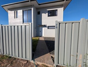 Exterior - Modern Studio Retreat in Exclusive Northcrest (Berrimah)