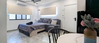Modern Studio Retreat in Exclusive Northcrest