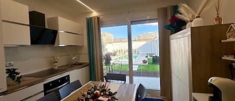 Microwave, oven, stovetop, dishwasher