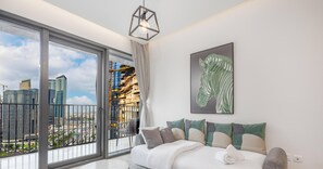 Interior - LUX The Business Bay Executive Suite (Dubai)