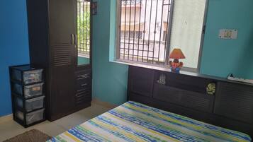 Fer et planche Ă repasser, accĂšs Internet