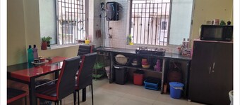 Comfortable stay near Alipore