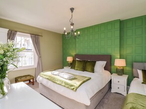 7 kamar tidur dan didekorasi berbeda-beda