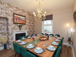 Dining - Sunnyvale House (Whitby)