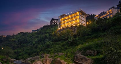 Palm Aryan Pause by the Stream Resort