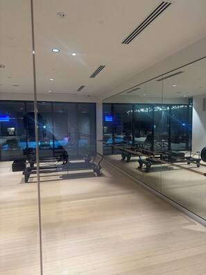 Fitness facility - Cozy 1-bedroom apartment in superb EaDo Houston with AC and gym (Houston)