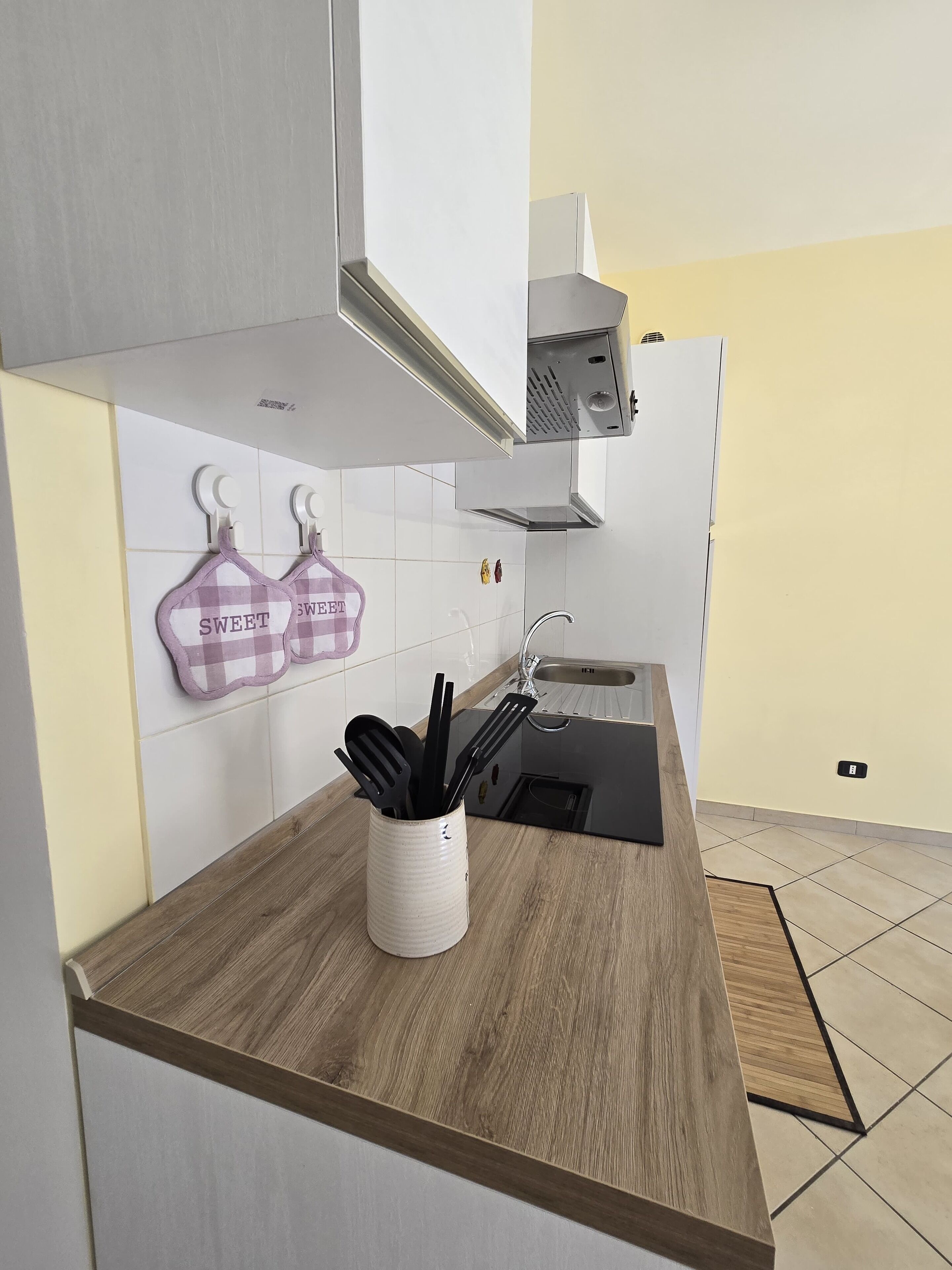 Ofen, Herdplatte, Geschirrspüler