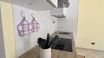 Ofen, Herdplatte, GeschirrspĂŒler