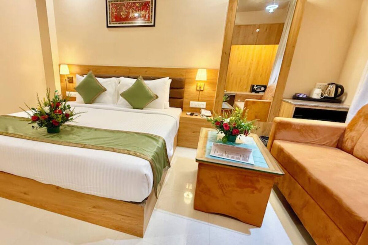 Deluxe Double Room, City View