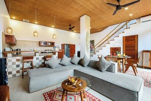 Smart TV, stereo - Cozy 2 Bedrooms Villa with Private pool (Legian)