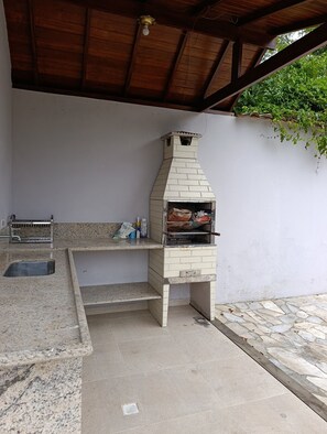 Property grounds - Spacious house in Paraty, with 5 bedrooms. (Paraty)