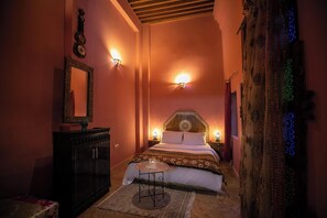 Fer et planche à repasser, Wi-Fi, draps fournis