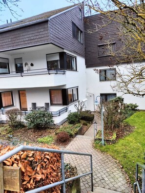 Exterior - 5 minutes from the Green Hill Bikepark and the Hunau slope Family apartment! (Schmallenberg)
