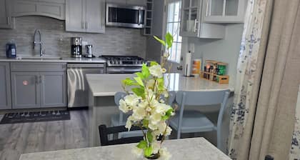 Spacious 4-bedroom house in wonderful Columbus with essential amenities.