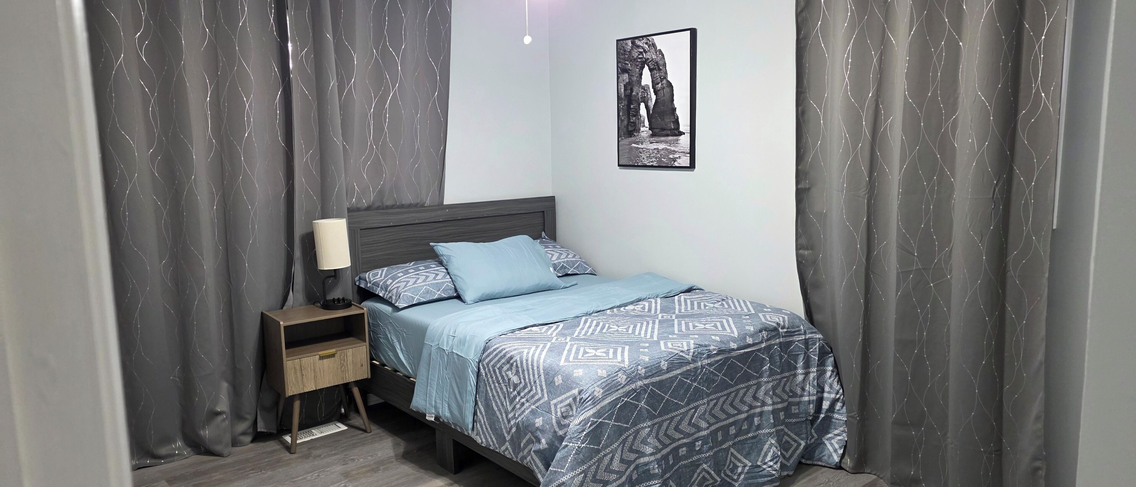 4 slaapkamers, een strijkplank/strijkijzer, wifi, beddengoed