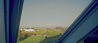 Charmante maison bretonne, vue imprenable sur la mer, jardin et grand terrain