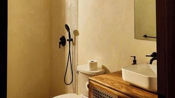Villa, patio, vistas al jardín | Baño