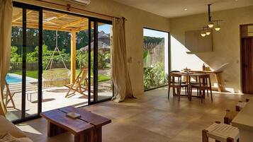 Villa, Patio, Garden View | Ruang tamu